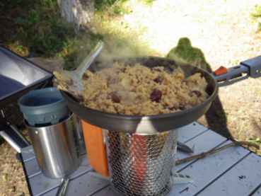 Breakfast on the Biolite... Eggs and Beans!